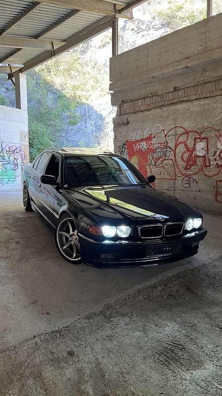 Gebraucht 2001 BMW 740 M Sport Limousine | € 29.900 - Bild 1/4