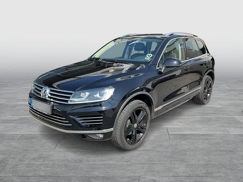 Schwarz metallicperleffektno Gebraucht 2017 VW Touareg Highline SUV | € 32.800 (Teuer) - Bild 1/4