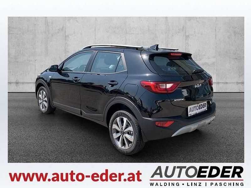 Gebraucht Kia Stonic Silver 101 PS (74 kW) 2025 Schwarz SUV