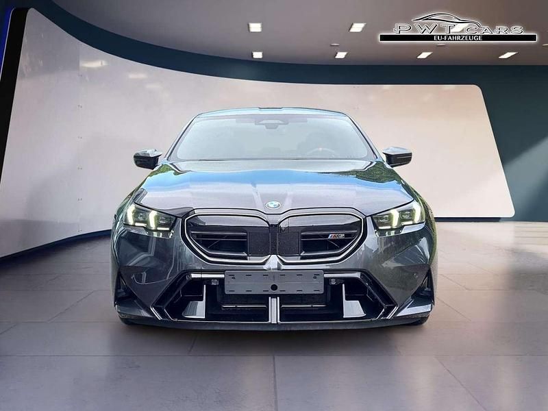 Gebraucht BMW M5 Basis 585 PS (430 kW) 2025 Grau Limousine