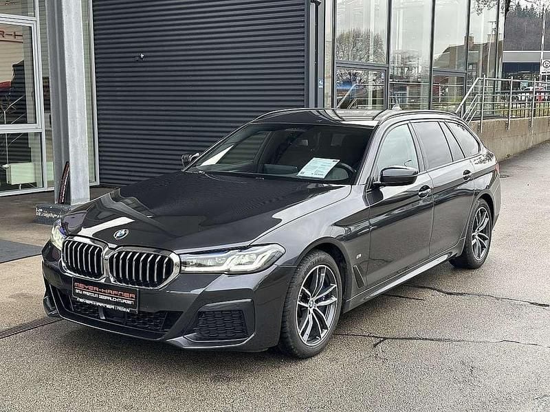 Grau Gebraucht 2021 BMW 530 M Sport Kombi | € 39.990 (Fairer Preis) - Bild 1/4