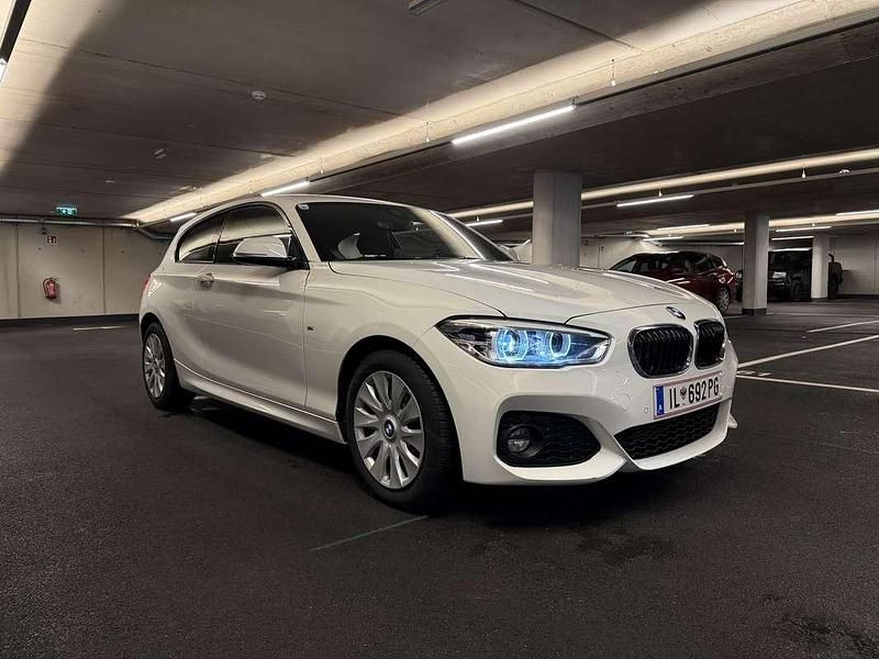 Weiß Gebraucht 2016 BMW 120 M Sport Kleinwagen | € 17.999 - Bild 1/4
