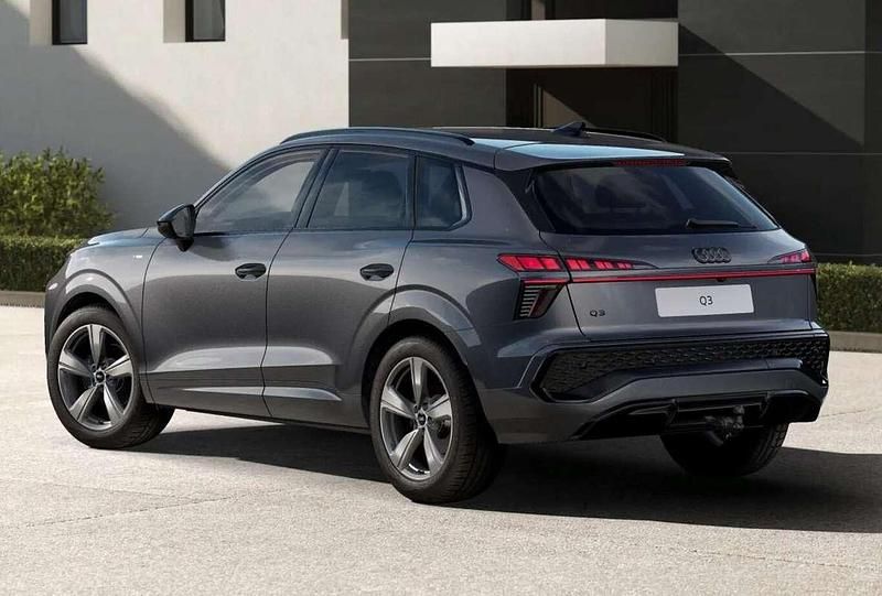 Neu Audi Q3 S-Line 150 PS (110 kW) 2025 Grau SUV