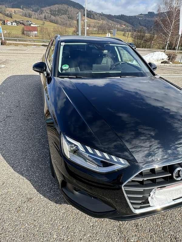 Gebraucht Audi A4 Advanced 163 PS (119 kW) 2020 Kombi