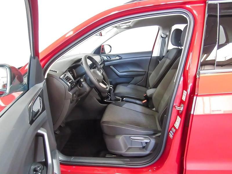 Neu VW T-Cross 115 PS (84 kW) 2026 Mittelrot  metallic SUV