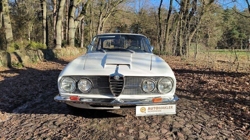 Gebraucht Alfa Romeo 2600 Sprint 145 PS (106 kW) 1964 Weiß Coupé