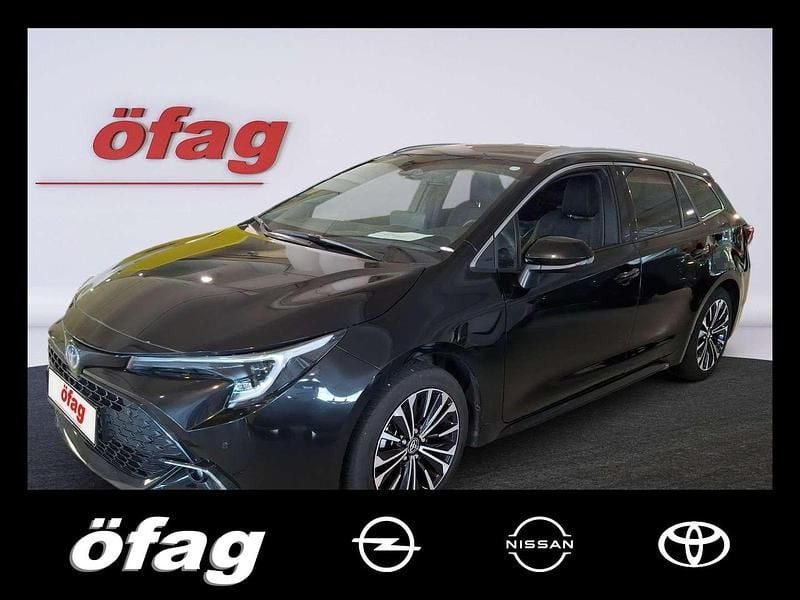 Gebraucht Toyota Corolla Active 98 PS (72 kW) 2024 Schwarz Kombi