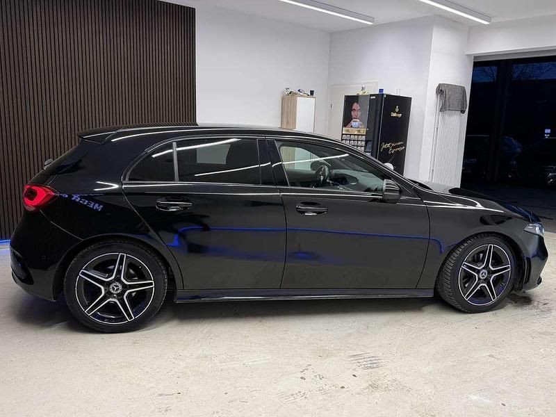Gebraucht Mercedes A180 AMG 116 PS (85 kW) 2021 Schwarz Kleinwagen