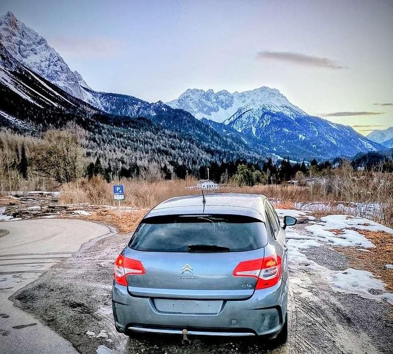 Gebraucht Citroën C4 Exclusive 92 PS (67 kW) 2012 Limousine