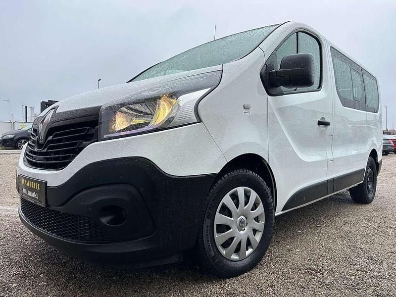 Gebraucht Renault Trafic Expression 125 PS (91 kW) 2018 Weiß Van / Kleinbus