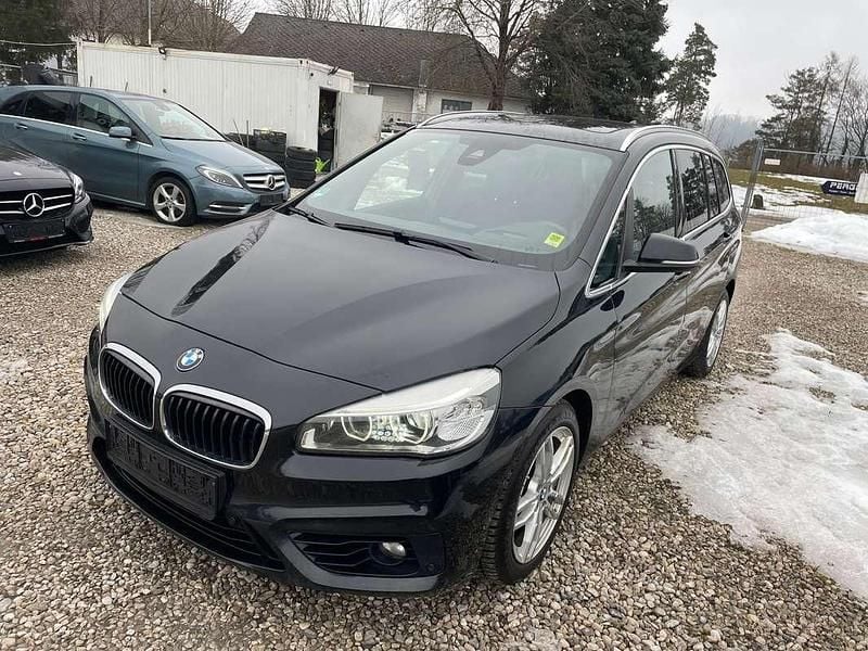Gebraucht BMW 220 Sport Line 190 PS (139 kW) 2016 Schwarz Van / Kleinbus