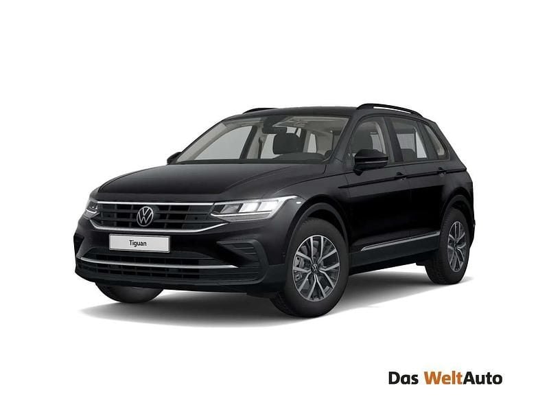 Gebraucht VW Tiguan Life 150 PS (110 kW) 2022 Schwarz SUV