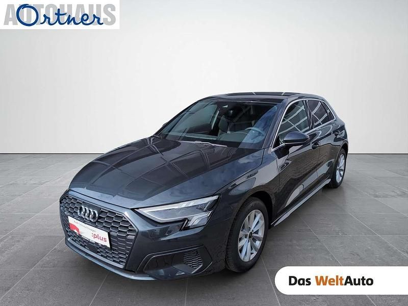 Gebraucht Audi A3 116 PS (85 kW) 2024 Grau Limousine