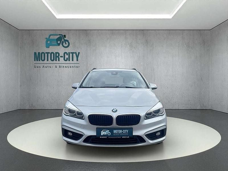 Gebraucht BMW 220 Advantage 190 PS (139 kW) 2015 Silber Kombi