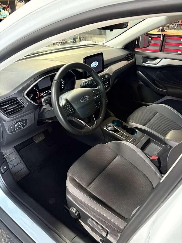 Gebraucht Ford Focus Trend 120 PS (88 kW) 2020 Kombi