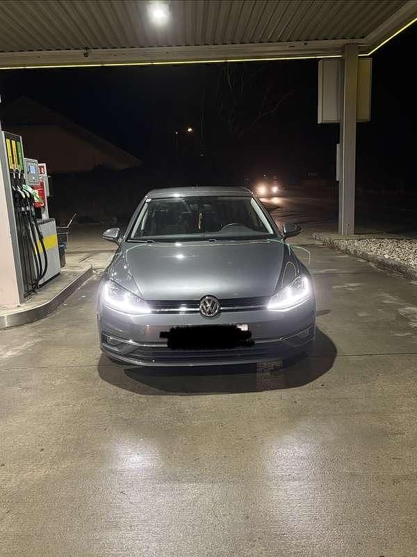 Gebraucht VW Golf VII 90 PS (66 kW) 2018 Limousine