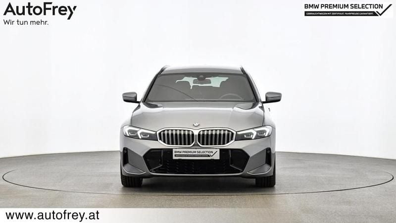 Gebraucht BMW 320 Shadowline 190 PS (139 kW) 2025 Grau Kombi