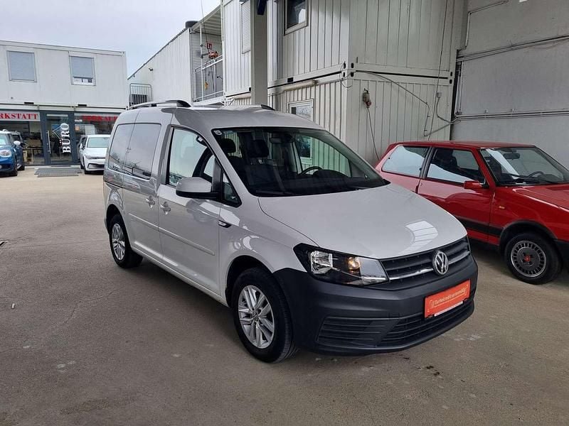 Gebraucht VW Caddy 102 PS (75 kW) 2020 Weiß Van / Kleinbus