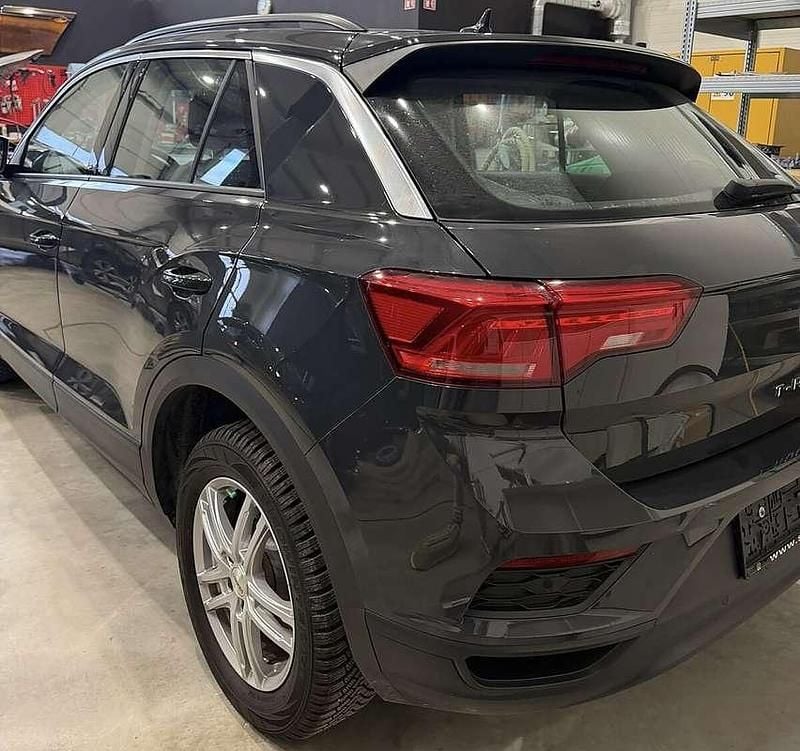 Gebraucht VW T-Roc 110 PS (80 kW) 2021 Grau SUV