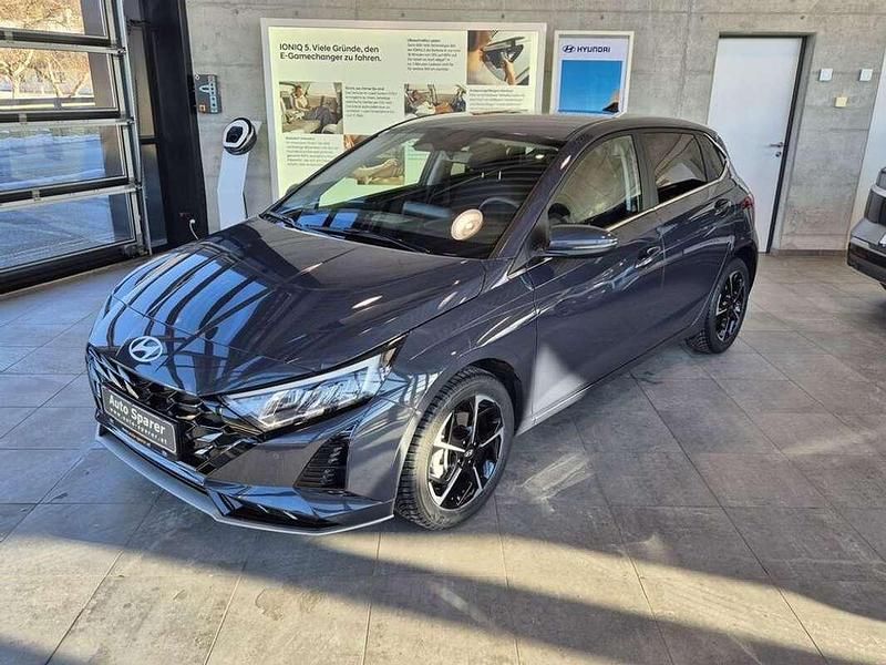Gebraucht Hyundai i20 Trend 101 PS (74 kW) 2024 Grau Kleinwagen