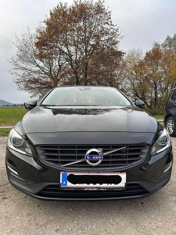 Gebraucht Volvo V60 120 PS (88 kW) 2017 Kombi