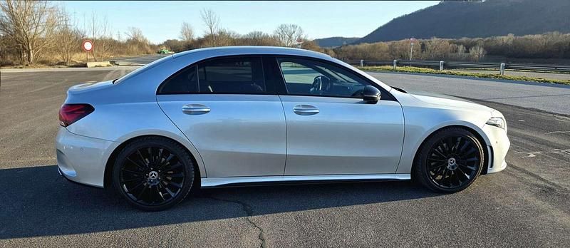 Gebraucht Mercedes A220 190 PS (139 kW) 2020 Silber Limousine