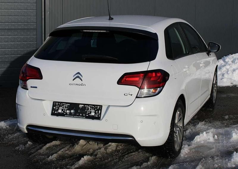 Gebraucht Citroën C4 Feel 120 PS (88 kW) 2016 Weiß Limousine