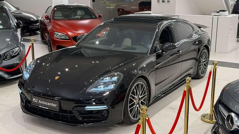 Gebraucht Porsche Panamera Turbo S 571 PS (419 kW) 2022 Schwarz Limousine