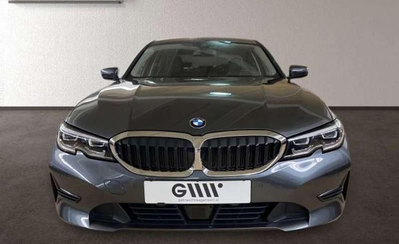 Gebraucht BMW 320 190 PS (139 kW) 2019 Limousine