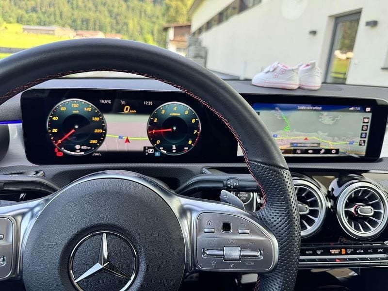 Gebraucht Mercedes CLA200 Edition 163 PS (119 kW) 2021 Coupé