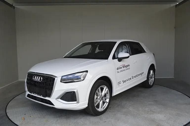 Weiss normal Neu 2025 Audi Q2 Admired SUV | € 31.790 (Fairer Preis) - Bild 1/4