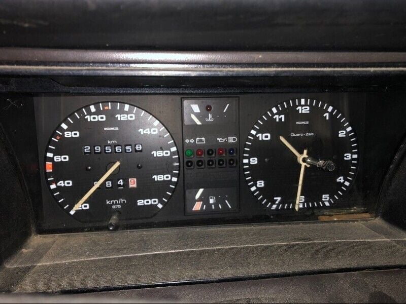 Gebraucht VW Passat 69 PS (50 kW) 1988 Rot Kombi