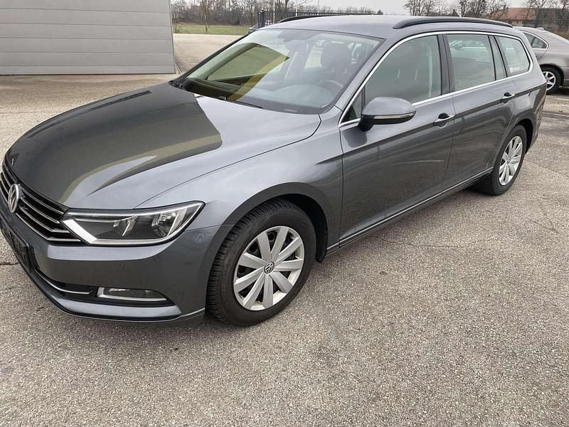 Gebraucht VW Passat Comfortline 150 PS (110 kW) 2015 Kombi