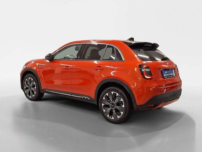 Gebraucht Fiat 600 La Prima 101 PS (74 kW) 2024 Orange SUV