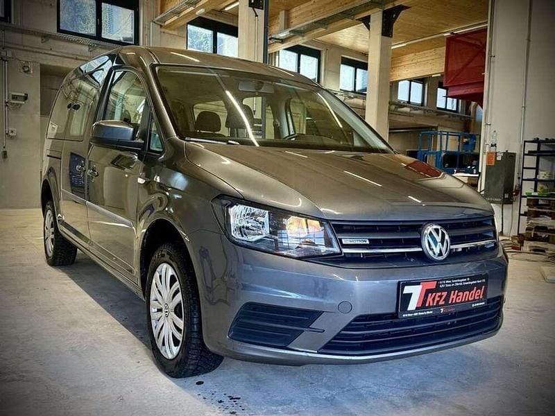 Grau Gebraucht 2017 VW Caddy Maxi Van / Kleinbus | € 20.590 (Fairer Preis) - Bild 1/4