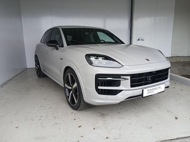 Gebraucht Porsche Cayenne S E-Hybrid Black Edition 519 PS (381 kW) 2025 Mittelgrau  normal SUV