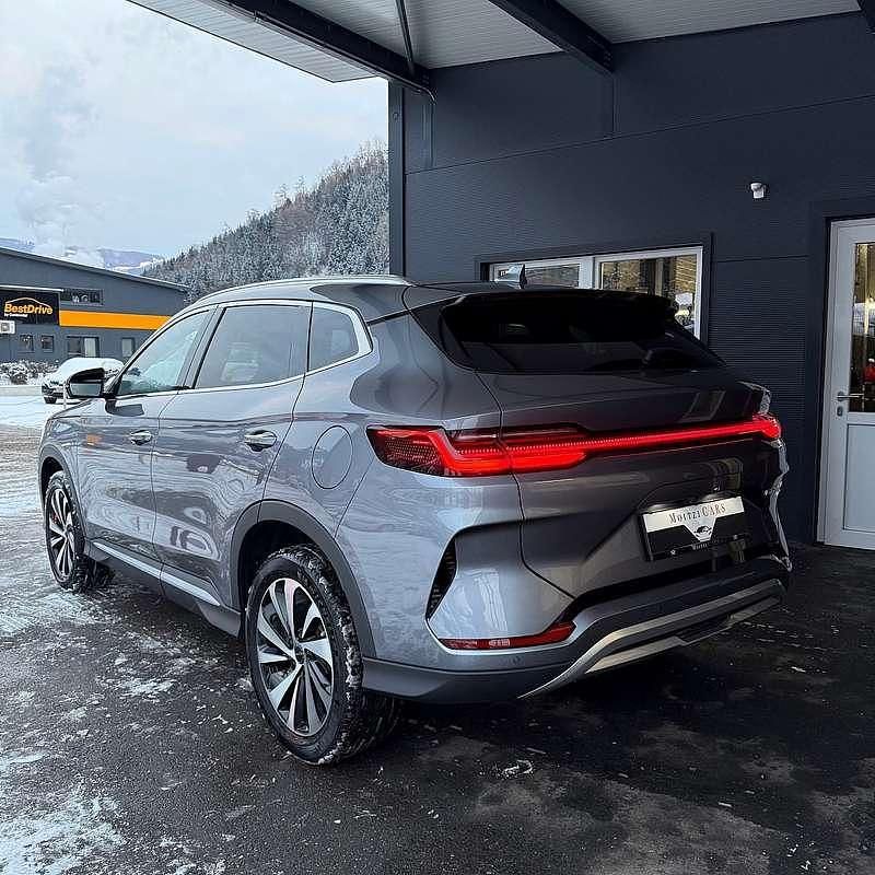 Neu BYD Seal U Boost 133 PS (97 kW) 2025 Grau SUV