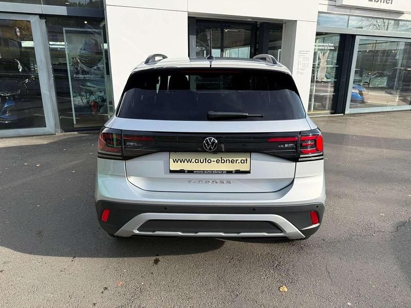 Neu VW T-Cross 116 PS (85 kW) 2025 Silber  metallic SUV
