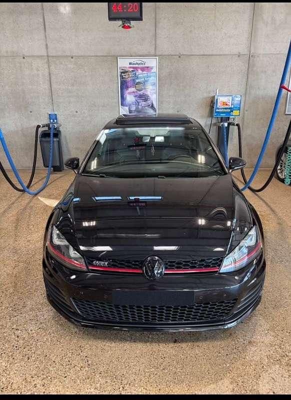 Gebraucht VW Golf VII GTI 230 PS (169 kW) 2013 Schwarz Limousine