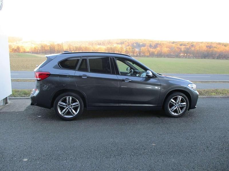 Gebraucht BMW X1 M Sport 150 PS (110 kW) 2020 Grau SUV