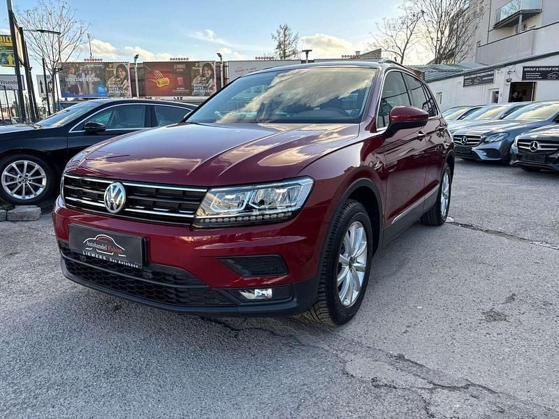 Gebraucht VW Tiguan Comfortline 150 PS (110 kW) 2019 Rot SUV