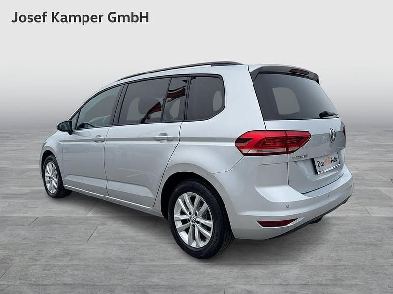 Gebraucht VW Touran Comfortline 116 PS (85 kW) 2019 Silber Van / Kleinbus