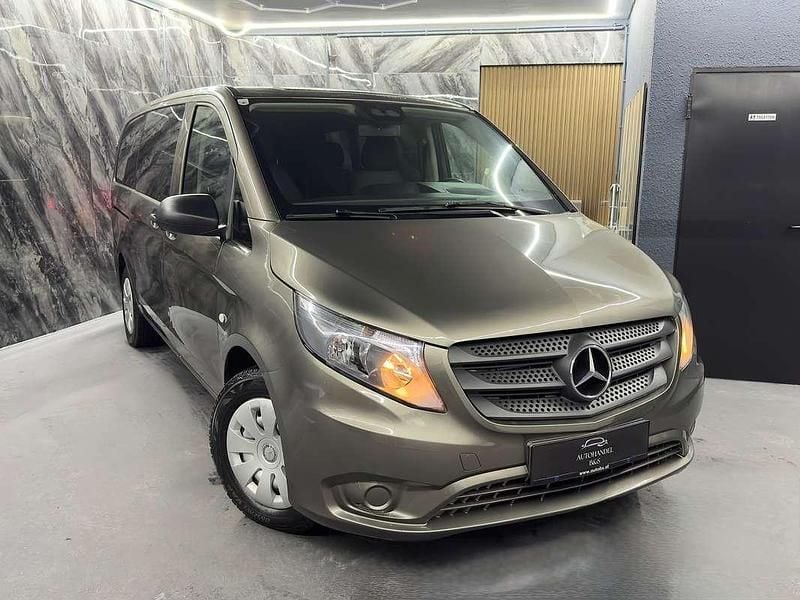 Braun Gebraucht 2015 Mercedes Vito Van | € 23.900 - Bild 1/4