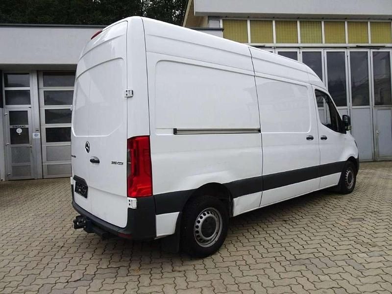 Gebraucht Mercedes Sprinter 150 PS (110 kW) 2023 Weiß Van