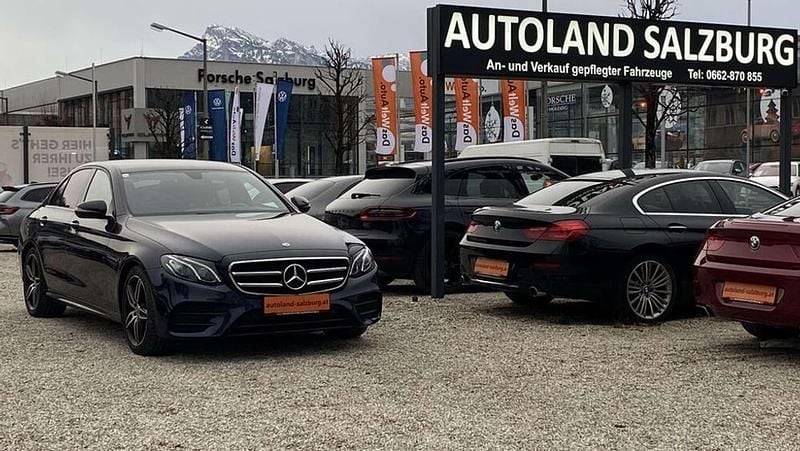 Gebraucht Mercedes E220 Night 194 PS (142 kW) 2019 Blau Limousine