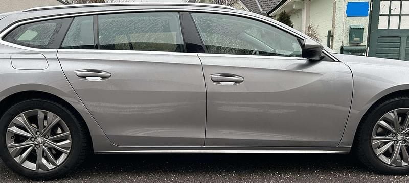 Gebraucht Peugeot 508 SW S 131 PS (96 kW) 2019 Grau Kombi