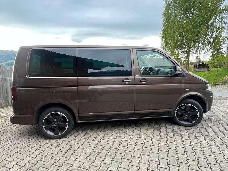Gebraucht VW Multivan 179 PS (131 kW) 2014 Van