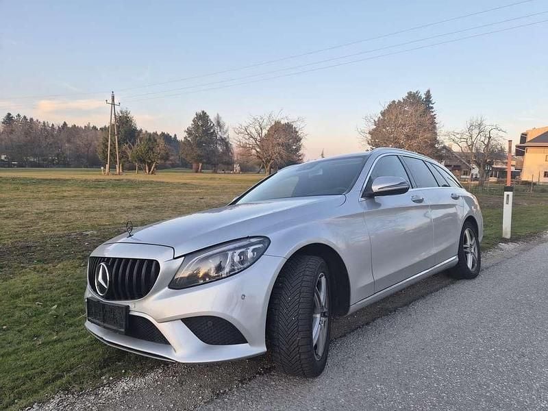 Gebraucht Mercedes C220 194 PS (142 kW) 2019 Kombi