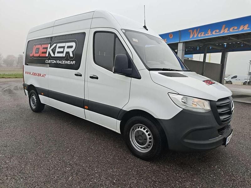 Gebraucht Mercedes Sprinter 143 PS (105 kW) 2020 Van