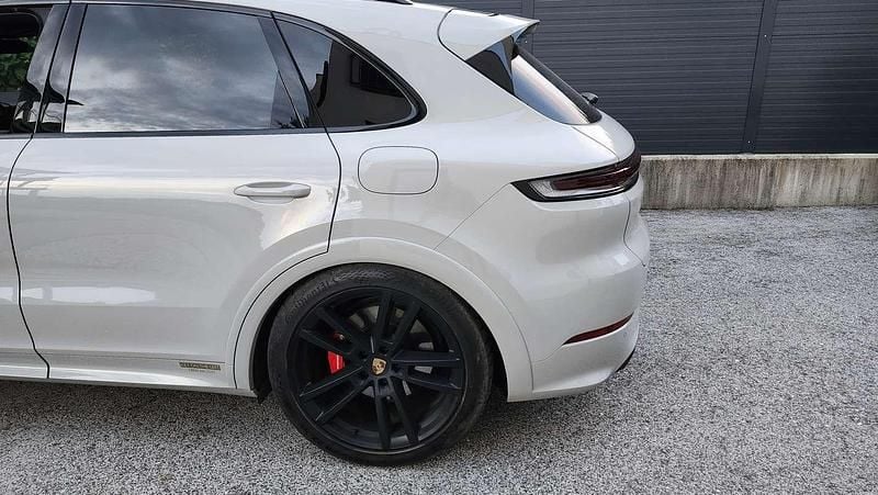 Gebraucht Porsche Cayenne 354 PS (260 kW) 2024 SUV